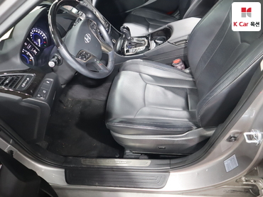 2011 - hyundai grandeur