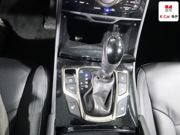 2011 - hyundai grandeur