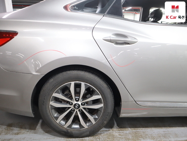 2011 - hyundai grandeur
