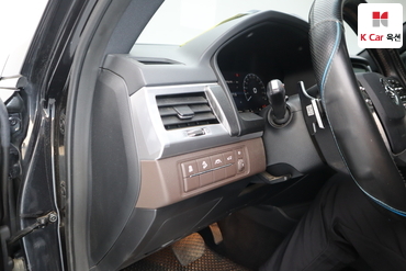 2022 - kg mobility (ssangyong) rexton