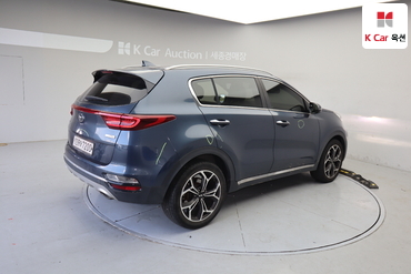 2020 - kia sportage