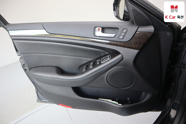 2014 - kia k7