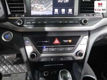 2018 - hyundai avante