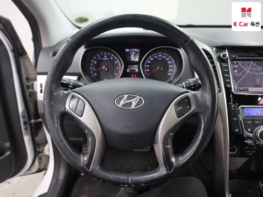 2012 - hyundai i30