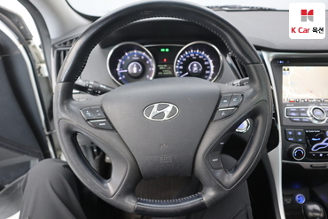 2011 - hyundai sonata