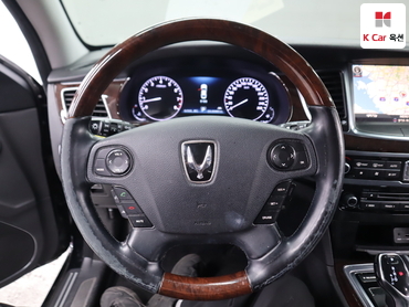 2015 - hyundai equus