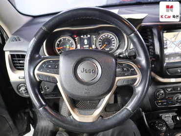 2015 - jeep cherokee