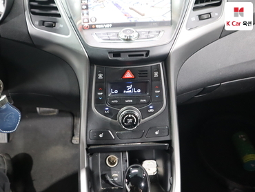 2014 - hyundai avante