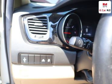 2016 - kia carnival