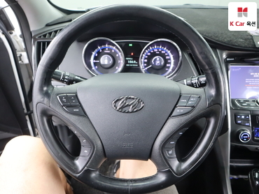 2013 - hyundai sonata