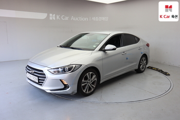 2018 - hyundai avante