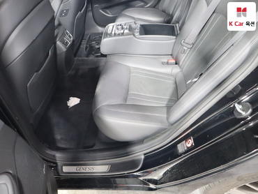 2016 - hyundai g330