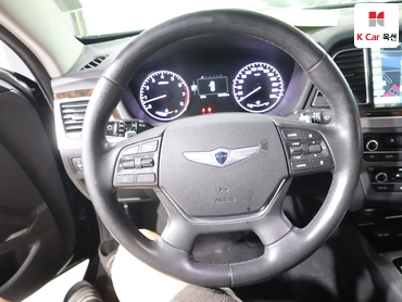 2016 - hyundai g330