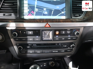 2016 - hyundai g330