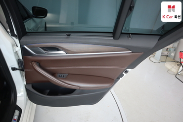 2018 - bmw 5 series