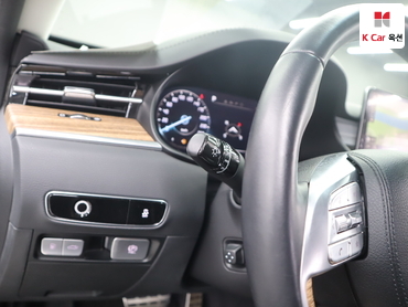 2023 - kia k9