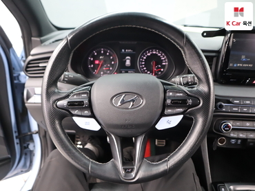 2020 - hyundai veloster