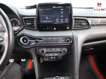 2020 - hyundai veloster