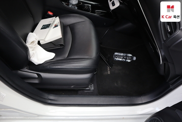 2017 - toyota prius