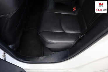 2017 - toyota prius