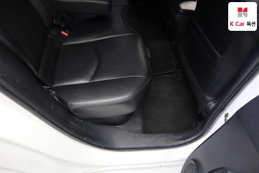 2017 - toyota prius