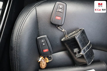2017 - toyota prius
