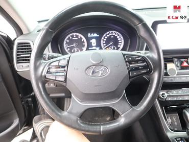 2018 - hyundai grandeur
