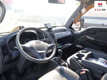 2010 - kia bongo iii