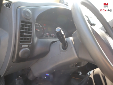 2010 - kia bongo iii