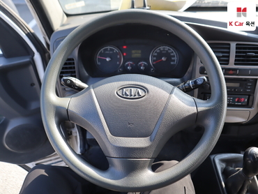 2010 - kia bongo iii