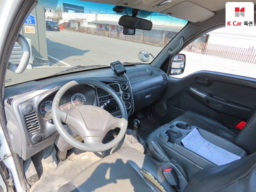 2009 - kia bongo iii