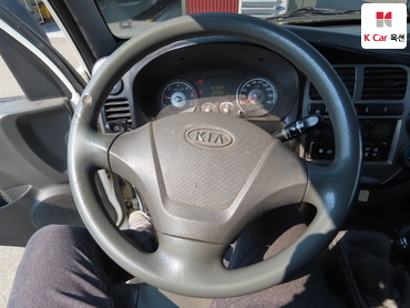 2009 - kia bongo iii