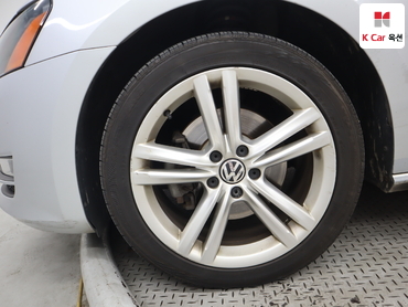 2014 - volkswagen passat