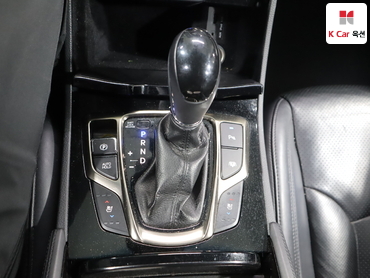 2011 - hyundai grandeur