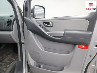 2016 - hyundai grand starex