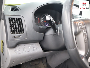 2016 - hyundai grand starex