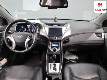 2012 - hyundai avante