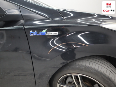 2012 - hyundai avante