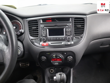 2010 - kia pride