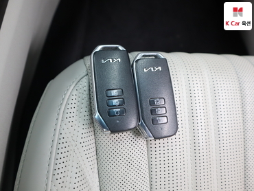 2023 - kia k8