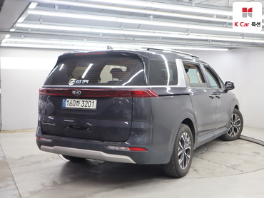 2021 - kia carnival