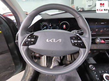 2022 - kia niro