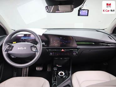 2022 - kia niro