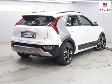 2022 - kia niro