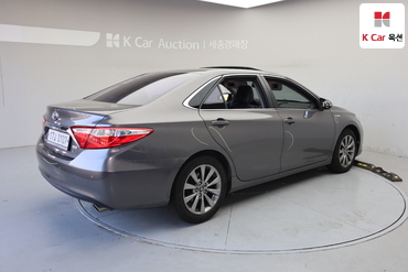 2017 - toyota camry