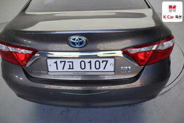2017 - toyota camry
