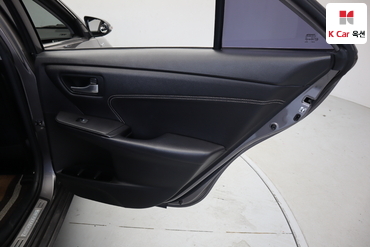 2017 - toyota camry