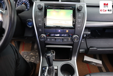 2017 - toyota camry