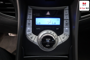 2011 - hyundai avante