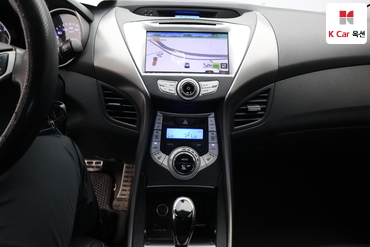 2011 - hyundai avante
